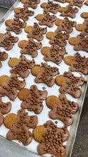 Load image into Gallery viewer, Gingerbread men - Breadfern Bakery
